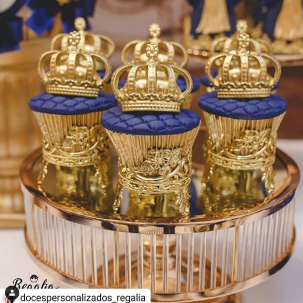 large classic real crown silicone mold