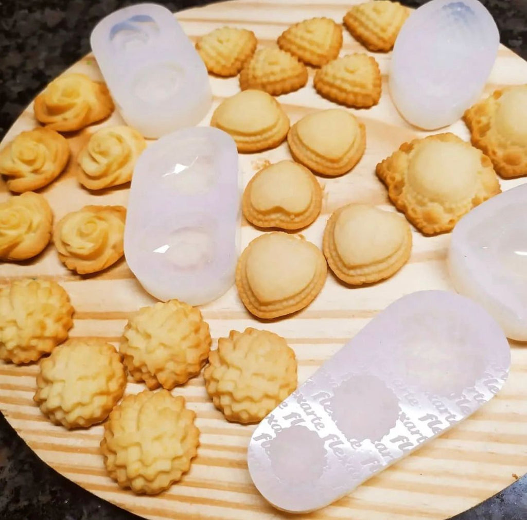 small conelly flower trio silicone mold - cookies mold